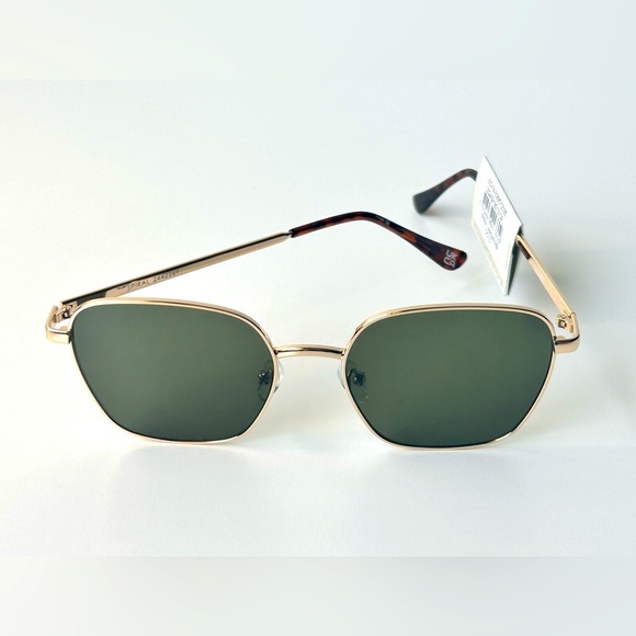 Aire Women’s Sunglasses NWT Aviator Gold Lightweight Banana Republic - Picture 1 of 9